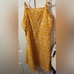 SHEIN YELLOW SUMMER DRESS